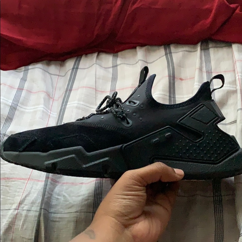 Nike Black Huarache